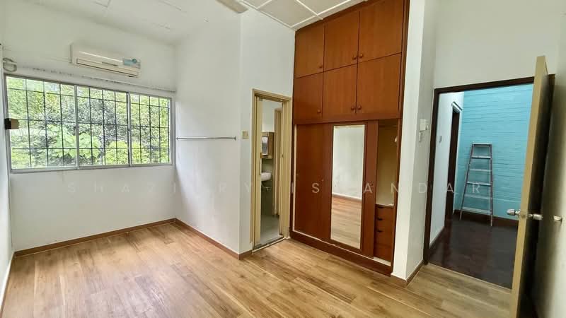 2-storey Terraced House for Sale in Ampang (Selangor) - Shaziery Iskandar - Bedroom - PropertyGuru.com.my