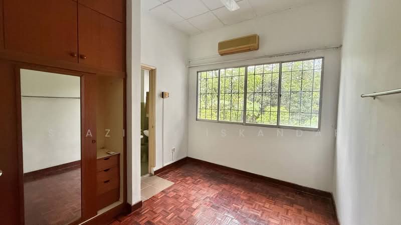 2-storey Terraced House for Sale in Ampang (Selangor) - Shaziery Iskandar - Bedroom - PropertyGuru.com.my