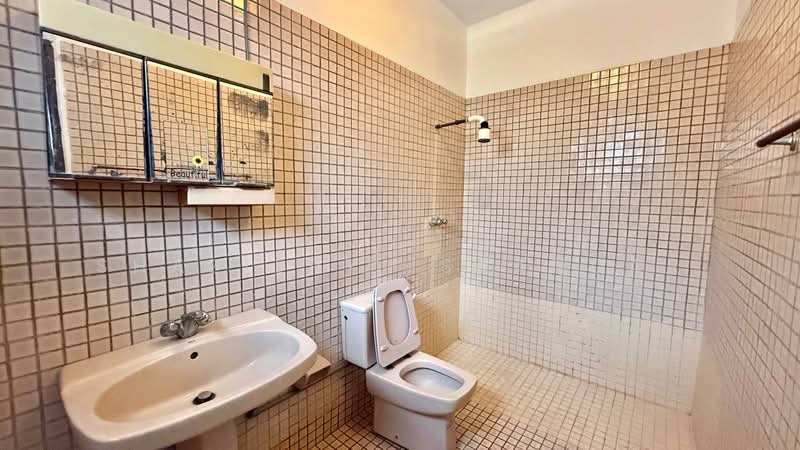 2-storey Terraced House for Sale in Ampang (Selangor) - Shaziery Iskandar - Bathroom - PropertyGuru.com.my