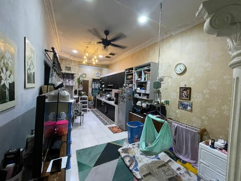 2-storey Terraced House for Sale in Skudai (Johor) - Zoey Lee - Kitchen - PropertyGuru.com.my
