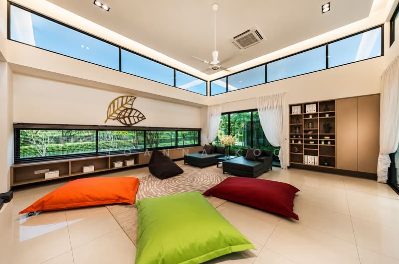 Rumah Banglo untuk Dijual di Leisure Farm (Gelang Patah) - Joanna Koo - Living Room - PropertyGuru.com.my