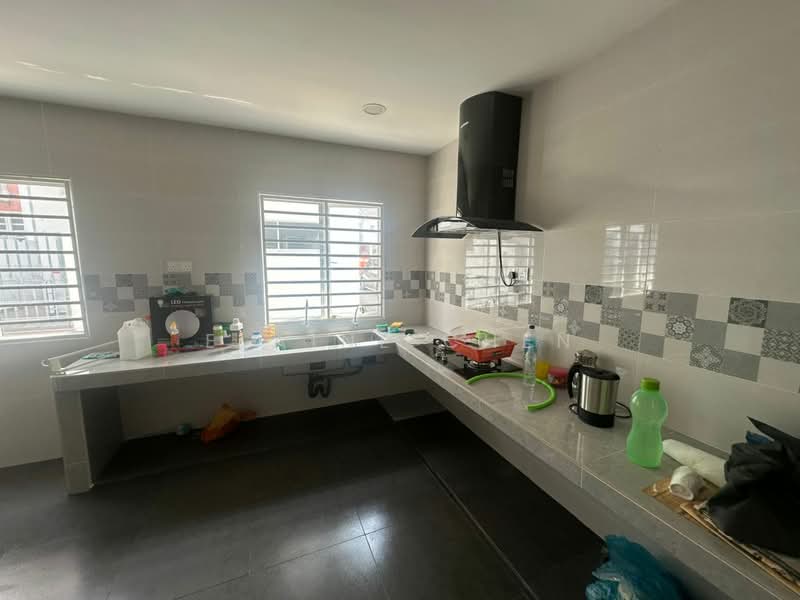 2-storey Terraced House for Rent in Seremban 2 (Negeri Sembilan) - Elaine Chen - Kitchen - PropertyGuru.com.my