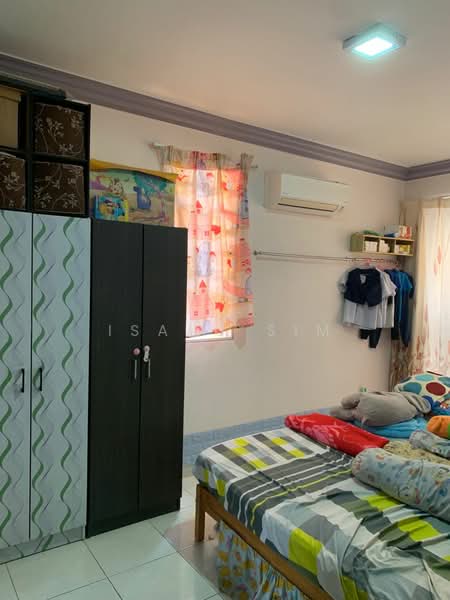 Apartment for Sale at Villa Residence - Isaac Sim - Bedroom - PropertyGuru.com.my