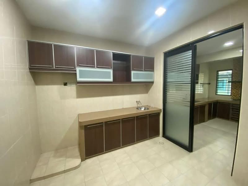 Rumah Teres 2.5 Tingkat untuk Dijual di Laman Rimbunan (Kepong) - Kelly Lai - Kitchen - PropertyGuru.com.my