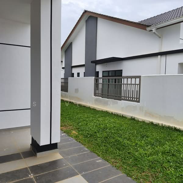 Semi-Detached House for Sale in Johor Bahru (Johor) - Steven Ngoi - Exterior - PropertyGuru.com.my