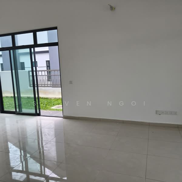 Semi-Detached House for Sale in Johor Bahru (Johor) - Steven Ngoi - Living Room - PropertyGuru.com.my