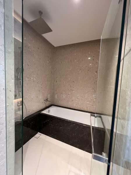 Service Residence for Sale at Regent Suites @ Pavilion Damansara Heights - Peter Sek - Bathroom - PropertyGuru.com.my