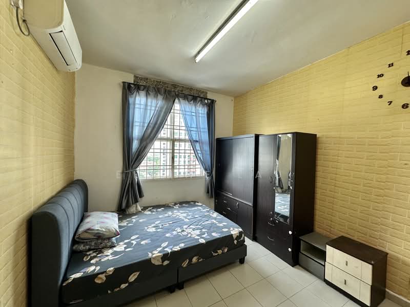 Pangsapuri untuk Disewa di Lake View Suites - Elaine Lau - Bedroom - PropertyGuru.com.my