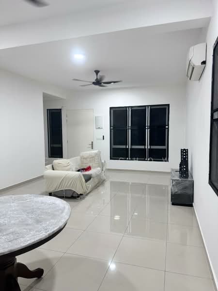2-storey Terraced House for Rent in Bandar Sri Sendayan (Negeri Sembilan) - Cloie Chow - Living Room - PropertyGuru.com.my