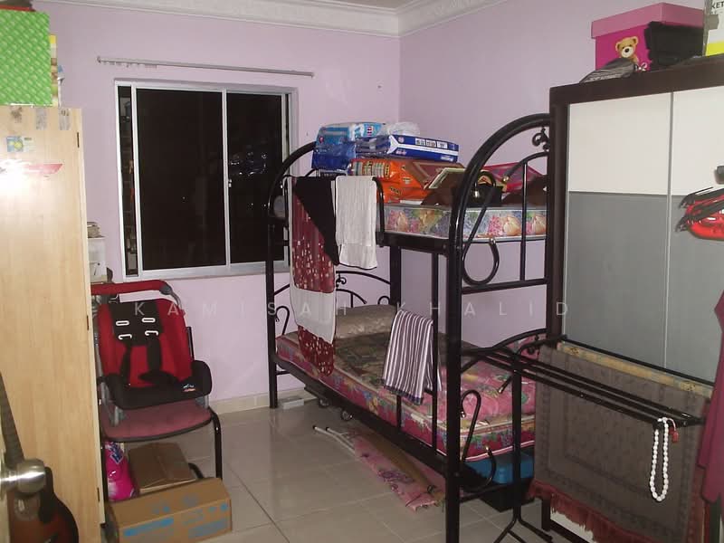 Flat for Sale at Flora Damansara Flat - Kamisah Khalid - Bedroom - PropertyGuru.com.my