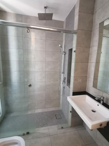 Service Residence for Sale at The Sentral Suites - Yen Cheah - Bathroom - PropertyGuru.com.my