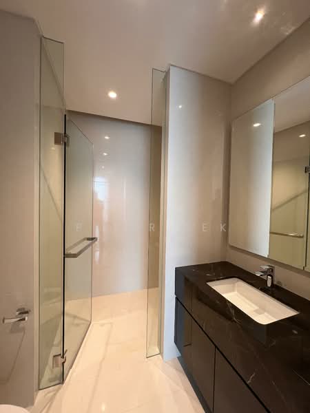 Service Residence for Sale at Regent Suites @ Pavilion Damansara Heights - Peter Sek - Bathroom - PropertyGuru.com.my