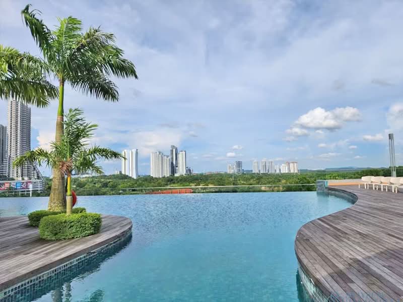 Servis Apartment untuk Dijual di The M @ Medini Macrolink - Crystal Chan - Pool - PropertyGuru.com.my