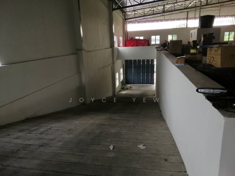 Warehouse for Rent in Kampung Baru Subang (Sungai Buloh) - Joyce Yew - Interior - PropertyGuru.com.my