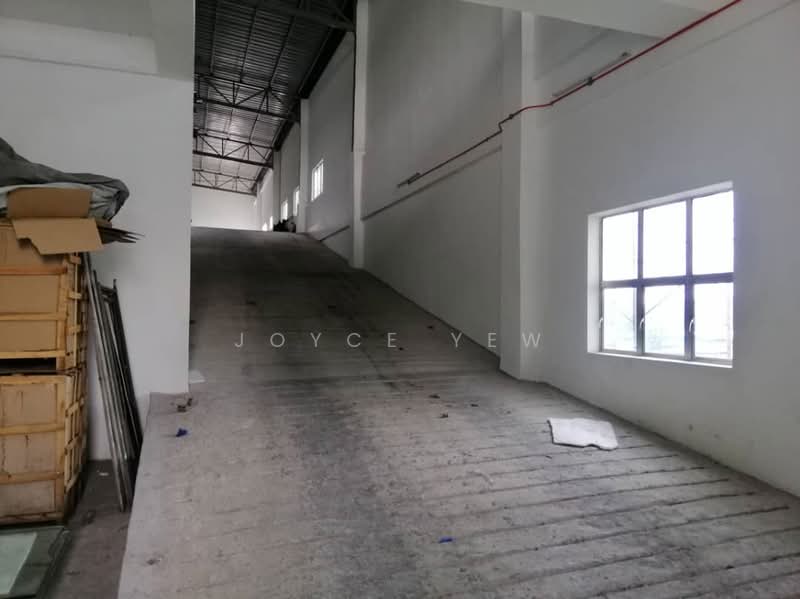 Warehouse for Rent in Kampung Baru Subang (Sungai Buloh) - Joyce Yew - Interior - PropertyGuru.com.my
