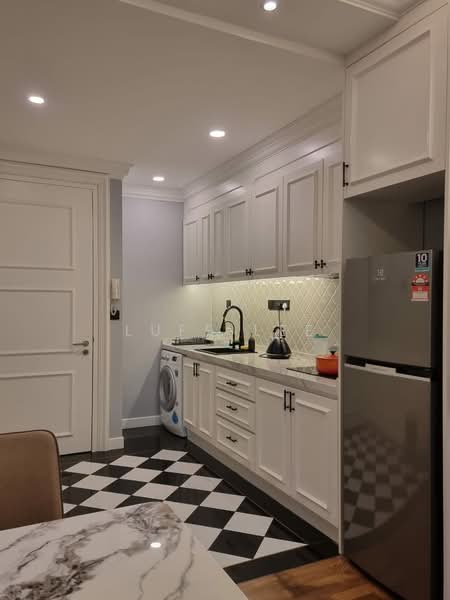 Apartment for Rent at V Residence Suites @ Sunway Velocity - Luff Lee - Kitchen - PropertyGuru.com.my