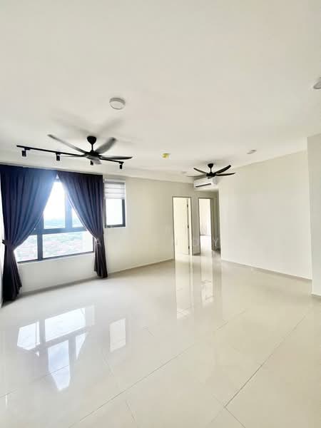 Rumah Bandar untuk Disewa di Denai Alam (Shah Alam) - Nazrin Affendy - Living Room - PropertyGuru.com.my