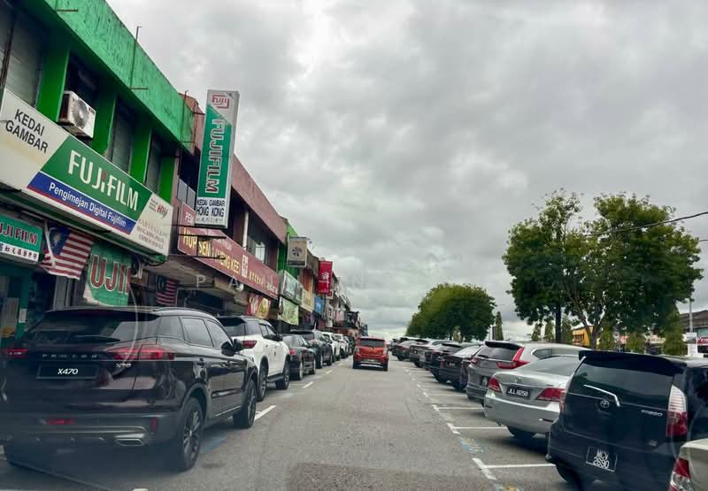 Shop for Rent in Taman Ungku Tun Aminah (Skudai) - Pauline Ng - Exterior - PropertyGuru.com.my