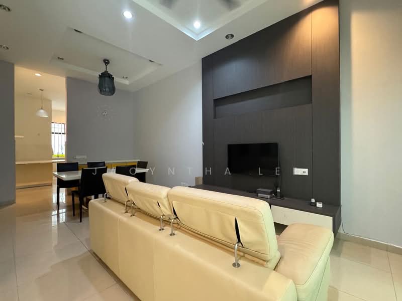 2.5-storey Terraced House for Sale in Setia Pearl Island (Bayan Lepas) - Jacyntha Lee - Living Room - PropertyGuru.com.my