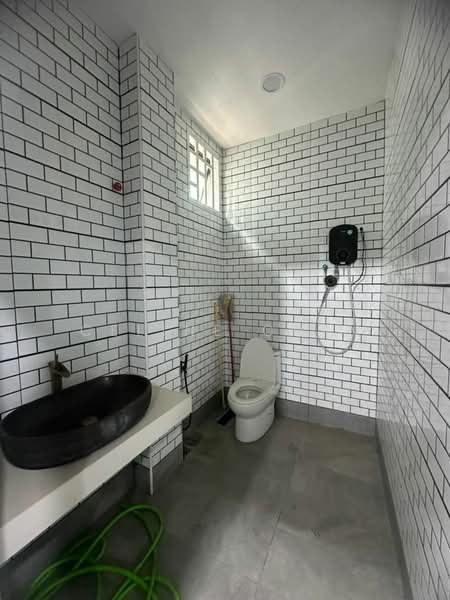 Rumah Teres 2 Tingkat untuk Dijual di Jasin (Melaka) - Celine Chen - Bathroom - PropertyGuru.com.my