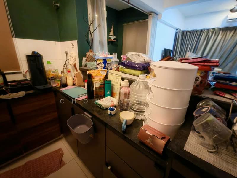 Service Residence for Sale at 8 Kinrara - Chong De Yi - Kitchen - PropertyGuru.com.my