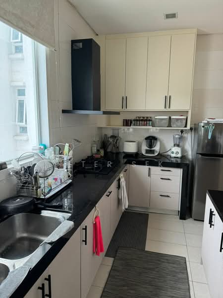 Kondominium untuk Dijual di Kiara 9 Residency - Peter Sek - Kitchen - PropertyGuru.com.my