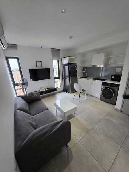 Servis Apartment untuk Dijual di DK Impian - Ester Huan - Living Room - PropertyGuru.com.my