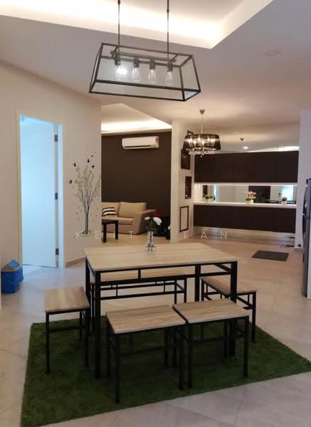 Servis Apartment untuk Disewa di Atlantis Residences (Pangsapuri Atlantis Kota Syahbandar) - Keith Tan - Dining Room - PropertyGuru.com.my