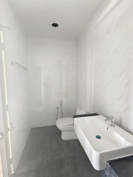 Condominium for Sale at Botanika - Fu Guan - Bathroom - PropertyGuru.com.my