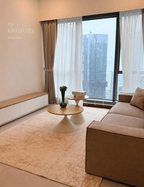 Servis Apartment untuk Disewa di Core Residence @ TRX - Hazel Lee - Living Room - PropertyGuru.com.my
