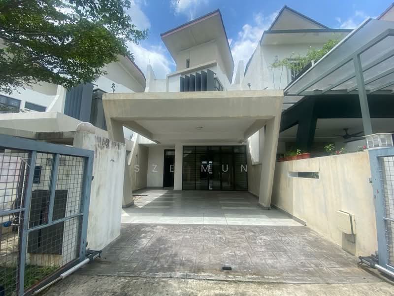2-storey Terraced House for Sale in Laman Glenmarie (Shah Alam) - Sze Mun - Exterior - PropertyGuru.com.my