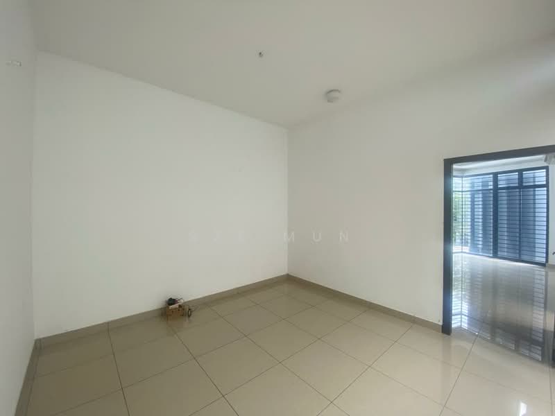 2-storey Terraced House for Sale in Laman Glenmarie (Shah Alam) - Sze Mun - Interior - PropertyGuru.com.my