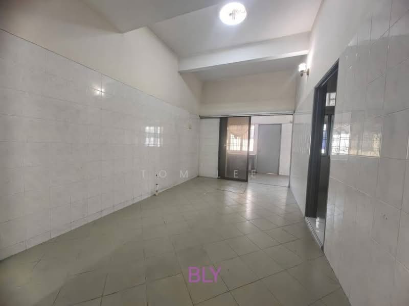 Rumah Teres 1.5 Tingkat untuk Dijual di Taman Meru Jaya (Kapar) - Tom Lee - PropertyGuru.com.my