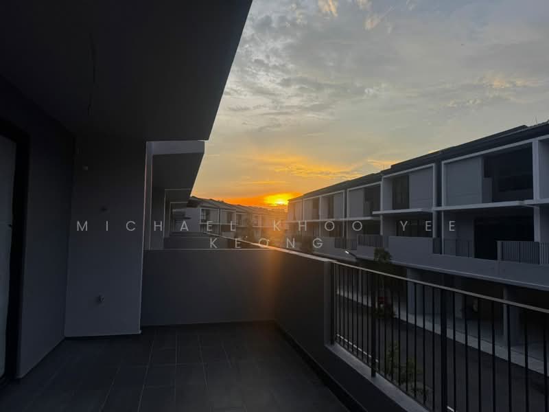 Rumah Teres 2-Tingkat untuk Dijual di bukit jalil Pavillion (Balakong) - Michael Khoo Yee Keong - Exterior - PropertyGuru.com.my