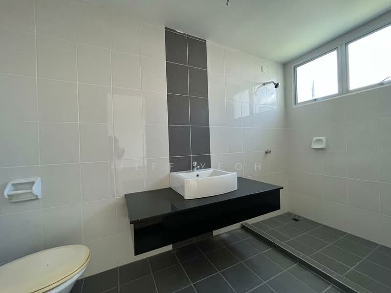 2-storey Terraced House for Sale in Jitra (Kedah) - Jeff Yeoh - Bathroom - PropertyGuru.com.my