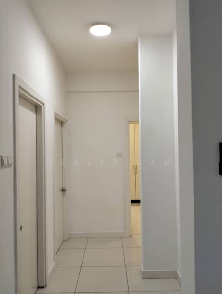 Pangsapuri untuk Dijual di Epic Residence - Healer Lau - Corridor - PropertyGuru.com.my