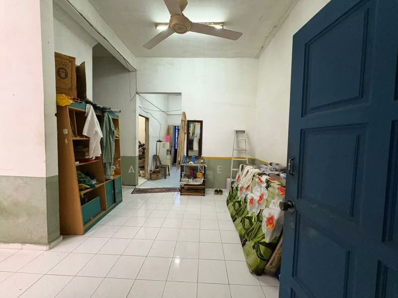2-storey Terraced House for Sale in Kota Tinggi (Johor) - Pauline Ng - Living Room - PropertyGuru.com.my