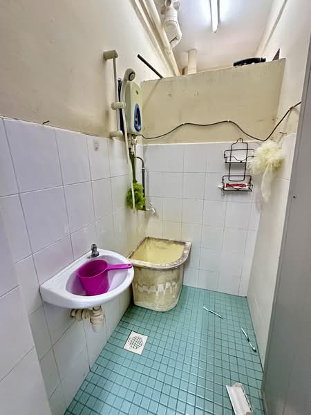 Flat for Rent at Taman Merbok - Kellyn Foo - Bathroom - PropertyGuru.com.my