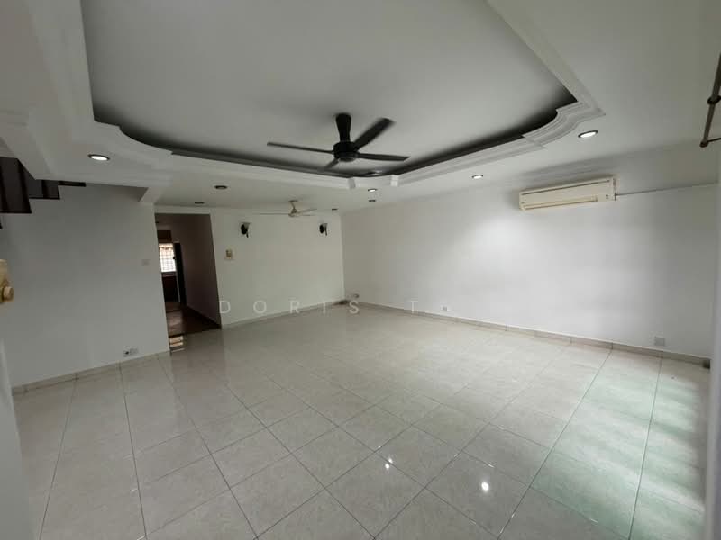 2-storey Terraced House for Sale in Seksyen 7 (Kota Damansara) - Doris Tee - Living Room - PropertyGuru.com.my