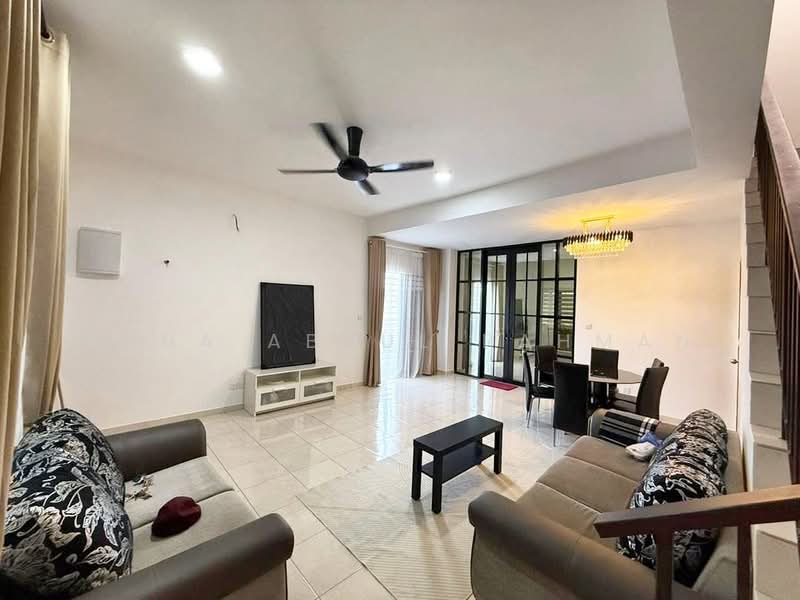 2-storey Terraced House for Rent in Kota Warisan (Sepang) - Asna Abdul Rahman - Living Room - PropertyGuru.com.my