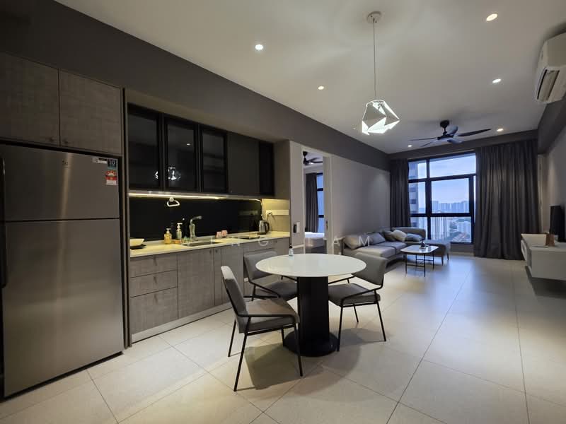 Servis Apartment untuk Dijual di Millerz Square Serviced Residence - Wing Lam - Kitchen - PropertyGuru.com.my