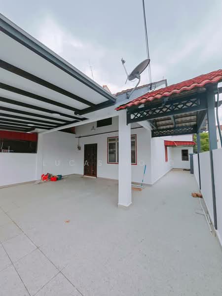 2-storey Terraced House for Sale in Bandar Indahpura (Kulai) - Lucas Wong - Exterior - PropertyGuru.com.my