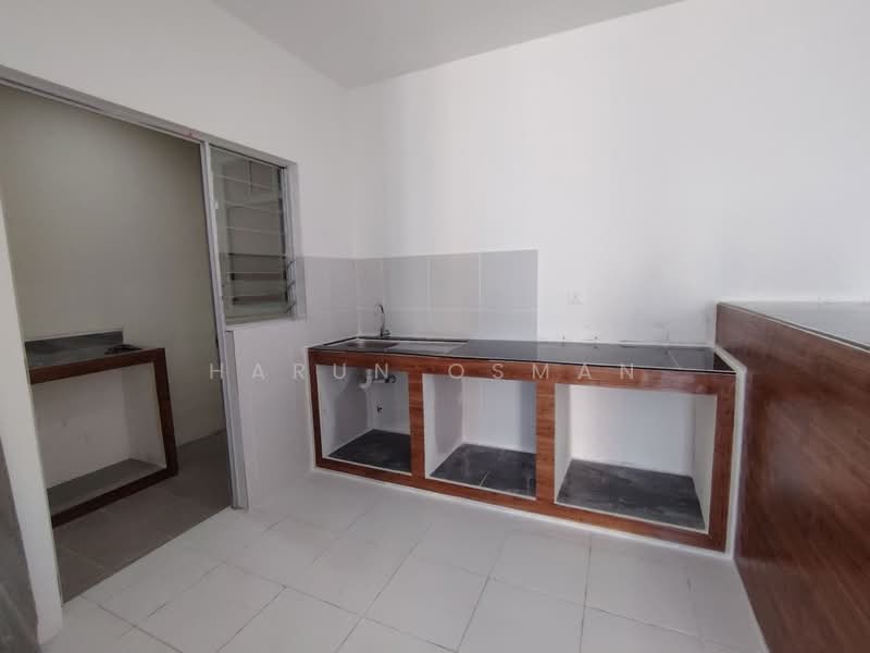 Kondominium untuk Disewa di Residensi Sateria - Harun Osman - Kitchen - PropertyGuru.com.my