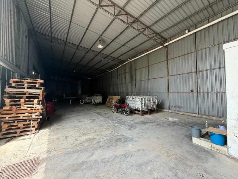 Detached Factory for Sale in Taman Desa Cemerlang (Ulu Tiram) - Tom Chiew - Interior - PropertyGuru.com.my