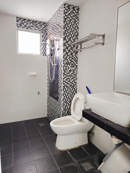 Condominium for Sale at Ampang Putra Residency - Ling Ling - Bathroom - PropertyGuru.com.my