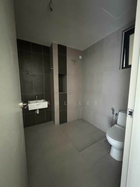 Apartment for Sale at Mutiara Hilltop - Paul Lee - Bathroom - PropertyGuru.com.my