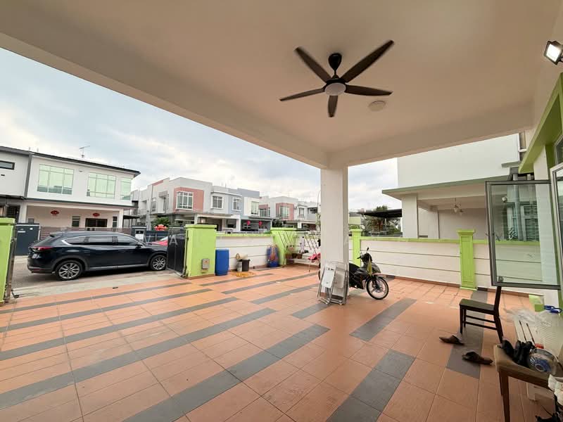 Cluster House for Sale in Johor Bahru (Johor) - Wallace Ang - Exterior - PropertyGuru.com.my