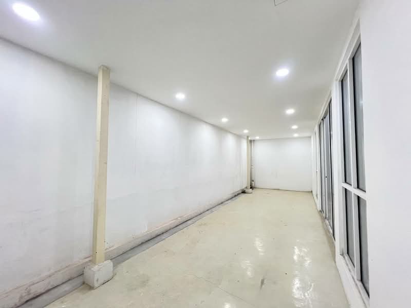 Kedai untuk Disewa di Bukit Jelutong (Shah Alam) - Adaw Zain - Interior - PropertyGuru.com.my
