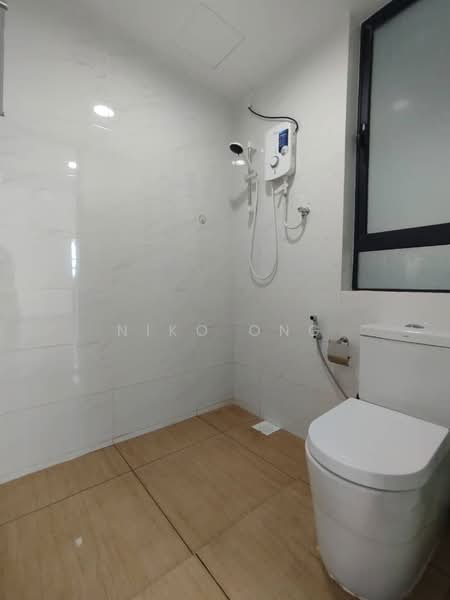 Service Residence for Rent at Country Garden Central Park - Niko Ong - Bathroom - PropertyGuru.com.my