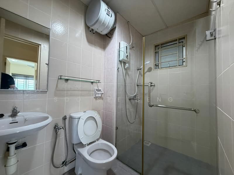 Servis Apartment untuk Disewa di Metropolitan Square - Soo See Beng - Bathroom - PropertyGuru.com.my